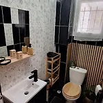 Frühstückspension D'hotes D'aqui D'aia 4*