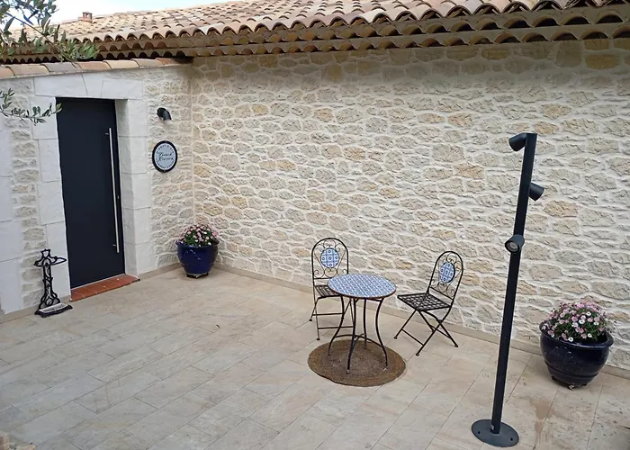 D'hotes D'aqui D'aia Bed and Breakfast 4*